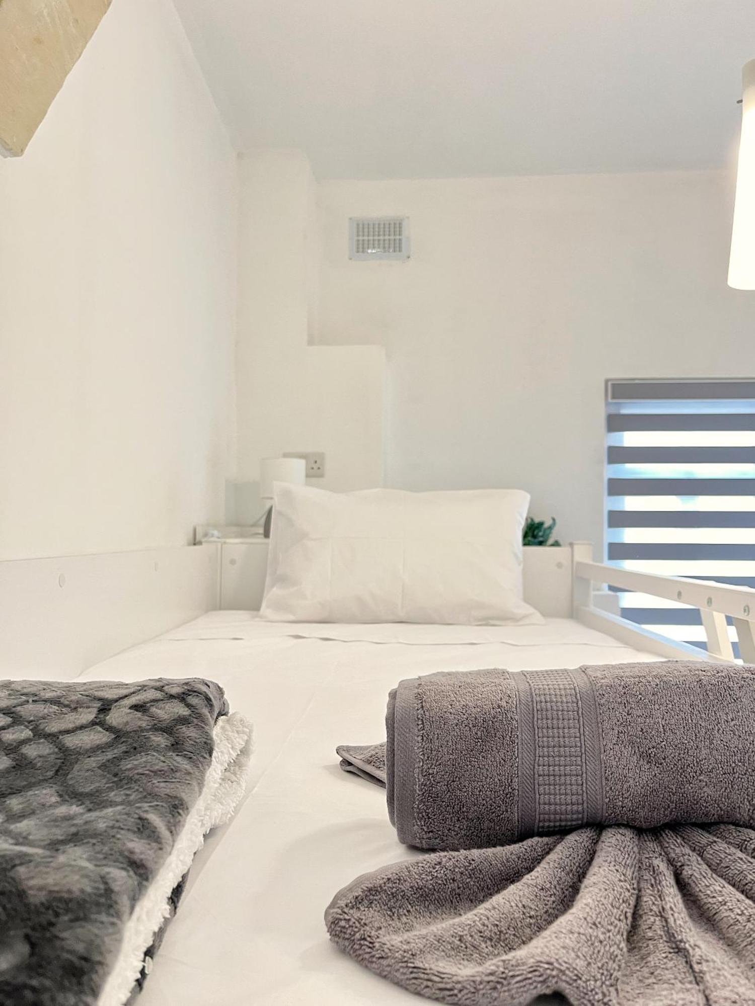 Maria & Matthias - Apartments In Central Of Floriana エクステリア 写真