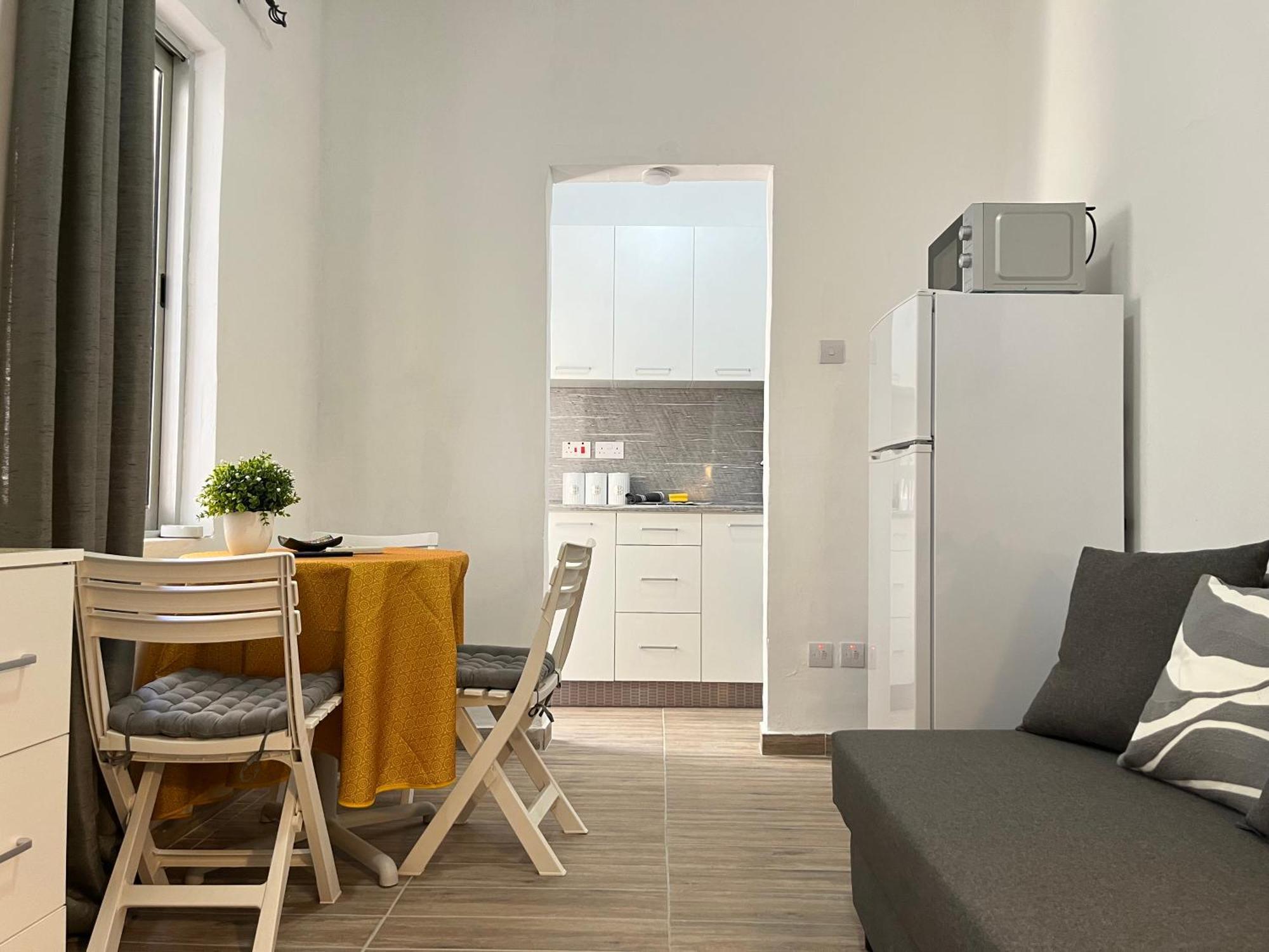 Maria & Matthias - Apartments In Central Of Floriana エクステリア 写真