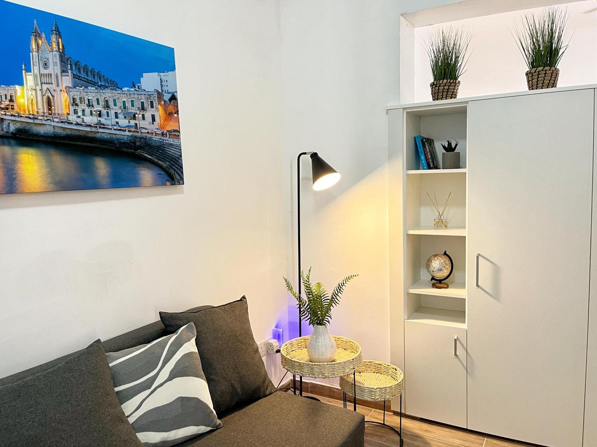 Maria & Matthias - Apartments In Central Of Floriana エクステリア 写真